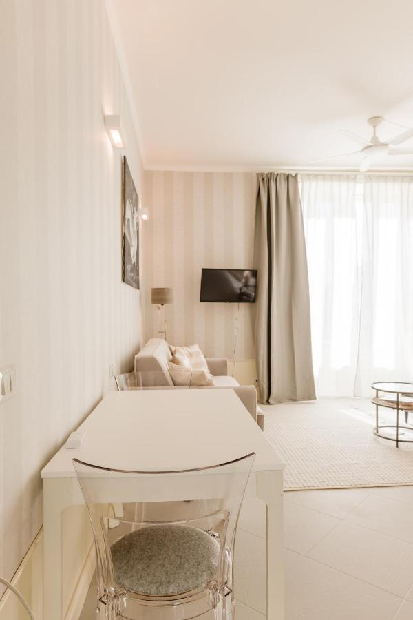 Bella Belle Griante Apartment Cadenabbia Exterior photo