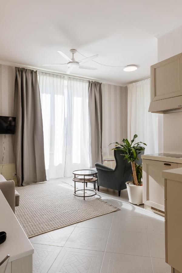 Bella Belle Griante Apartment Cadenabbia Exterior photo