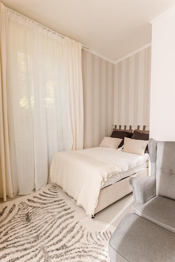 Bella Belle Griante Apartment Cadenabbia Exterior photo